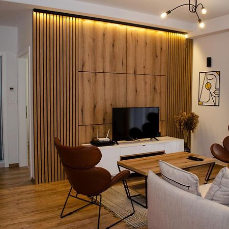 Lovely 1-Bedroom Rental Unit With Free Parking Skopje Exterior photo